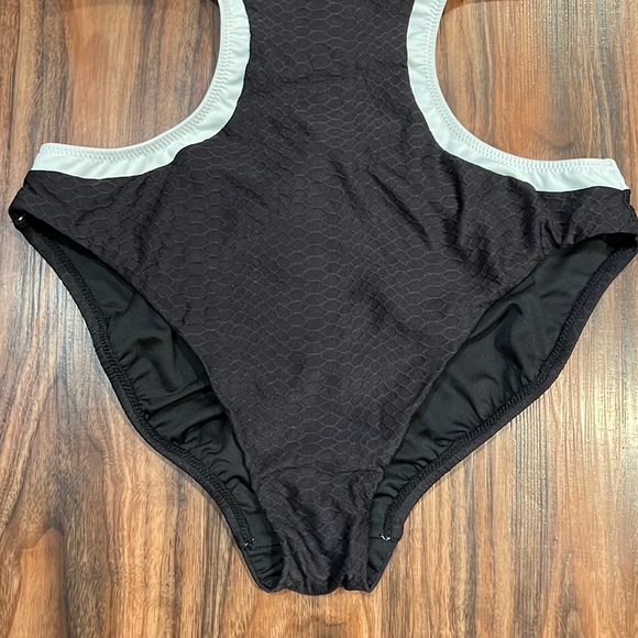 Sanctuary Snake Bite Monokini - Picture 8 of 16